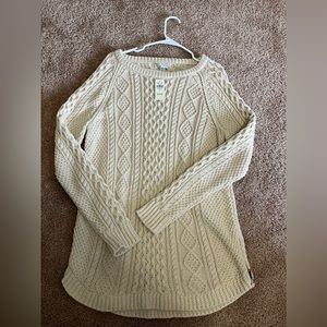 NWT L.L bean branded sweater